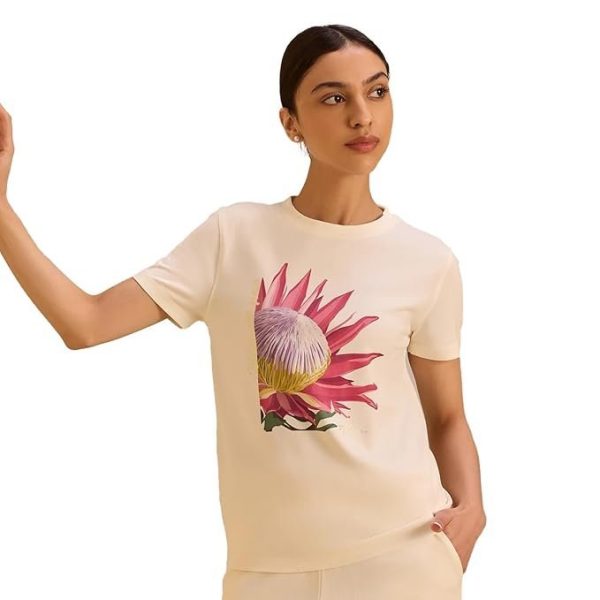 Alonge Women's Regular Fit Protea Graphic Tee