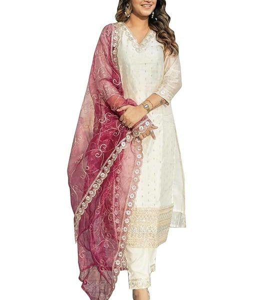 VredeVogel Women's Chanderi Silk Embroidered Kurta with Pant & Organza Dupatta Set | Casual Outfit Ethnic Kurta Set for Women | Modern & Traditional Blend Ethnic Wear